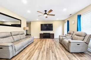1660 Cedar Point Cir, Elizabeth City, NC 27909 - Photo 3