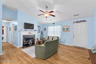 110 Pear Tree Ln, Richlands, NC 28574 - Photo 7