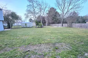 507 Fox Run Rd, Jacksonville, NC 28546 - Photo 9