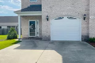 2016 Leighton Dr, Greenville, NC 27834 - Photo 1
