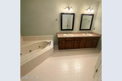 125 Bishop Drive, Winterville, NC 28590 - Photo 11
