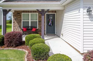 104 Cove Pl, Clinton, NC 28328 - Photo 3