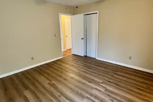 2107 E 3rd St, Greenville, NC 27858 - Photo 9