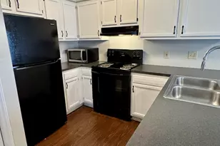 3410 Evans St, Greenville, NC 27858 - Photo 5