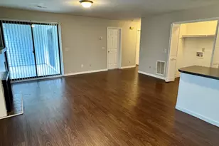 3410 Evans St, Greenville, NC 27858 - Photo 7