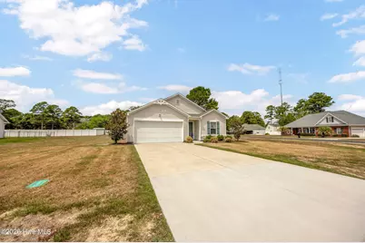 807 Fox Street SW, Shallotte, NC 28470 - Photo 3