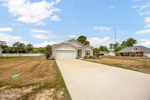 807 Fox St SW, Shallotte, NC 28470 - Photo 3