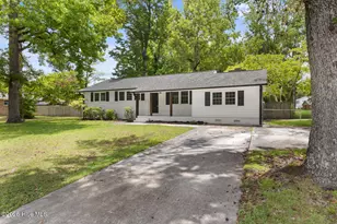 2915 Northwoods Dr, Jacksonville, NC 28540 - Photo 1
