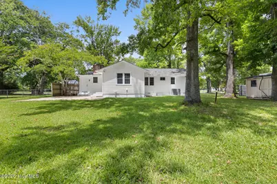 2915 Northwoods Drive, Jacksonville, NC 28540 - Photo 29