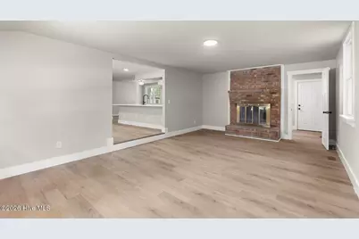 2915 Northwoods Drive, Jacksonville, NC 28540 - Photo 25