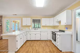 157 Flat Rock Ln, Aberdeen, NC 28315 - Photo 15