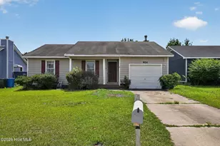 924 Glen Reilly Dr, Fayetteville, NC 28314 - Photo 1