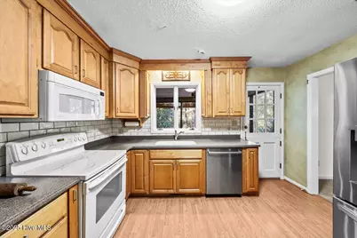 215 Merion Circle, Pinehurst, NC 28374 - Photo 3