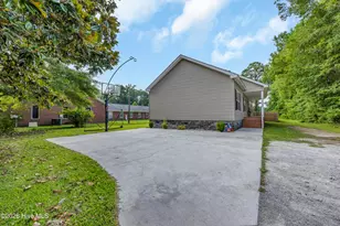 10 Hermitage Rd, Castle Hayne, NC 28429 - Photo 29