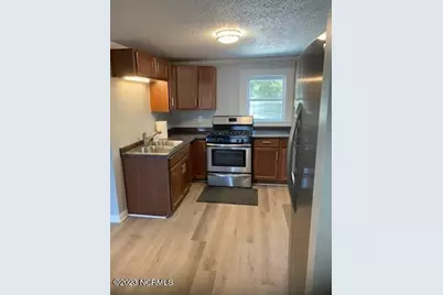 234 E 2nd Street #B, Washington, NC 27889 - Photo 7