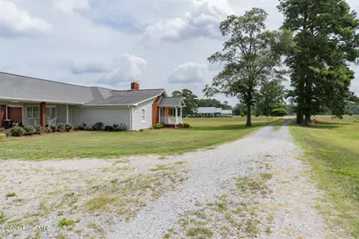 8865 Nc Hwy 87, Tar Heel, NC 28392 - Photo 11
