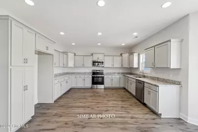 736 Secession Lane, Jacksonville, NC 28546 - Photo 11