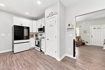 120 S Currituck Road, Currituck, NC 27929 - Photo 9