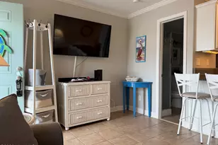 127 Old Causeway Rd, Atlantic Beach, NC 28512 - Photo 5