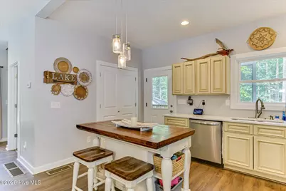 1697 Broad River Scenic Drive, Tignall, GA 30668 - Photo 23