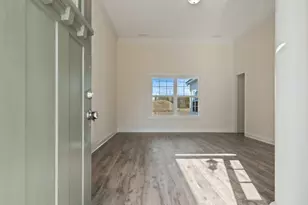 287 Water Wagon Trl, Jacksonville, NC 28546 - Photo 3