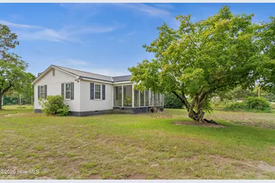 10027 Garland Highway, Clinton, NC 28328 - Photo 3