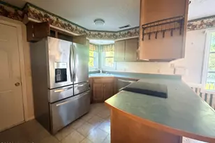 6323 Strawfield Dr, Wilmington, NC 28405 - Photo 9