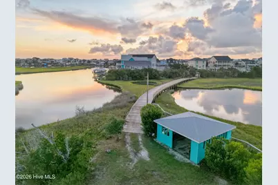 957 Broadway Street, Surf City, NC 28445 - Photo 27