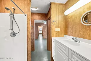 957 Broadway St, Surf City, NC 28445 - Photo 13