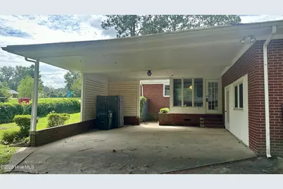 101 E Vance Street, Williamston, NC 27892 - Photo 7