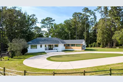 820 Saint Pauls Drive, Raeford, NC 28376 - Photo 43