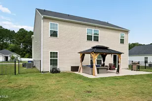4295 Stanfield Ct, Ayden, NC 28513 - Photo 7