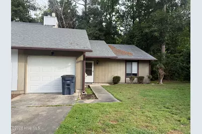 7 S Onsville Place, Jacksonville, NC 28546 - Photo 1