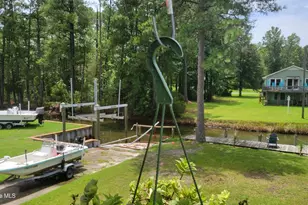 174 S River Dr, Beaufort, NC 28516 - Photo 21