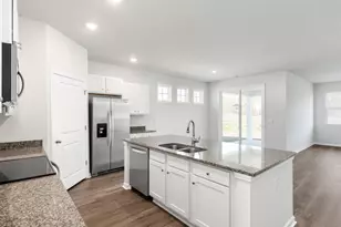 8636 Blue Haw Wy, Leland, NC 28451 - Photo 5