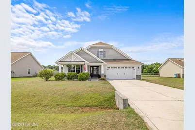 210 McCain Street, Beulaville, NC 28518 - Photo 1