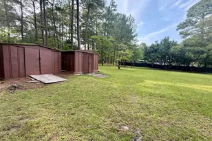 9 Lakewood Ct, Whispering Pines, NC 28327 - Photo 37
