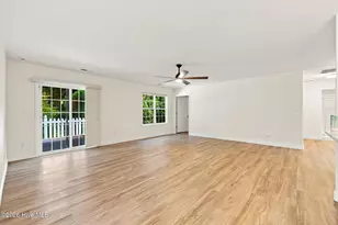 902 Meadowbrook S, Swansboro, NC 28584 - Photo 9