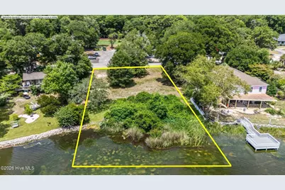 621 Lakeshore Drive, Sunset Beach, NC 28468 - Photo 3
