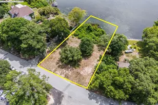 621 Lakeshore Dr, Sunset Beach, NC 28468 - Photo 1