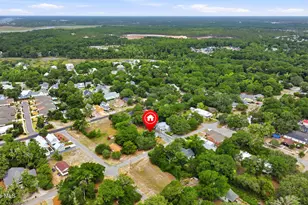 609 Clarendon Ave, Southport, NC 28461 - Photo 45