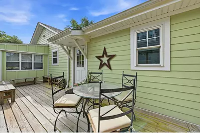 609 Clarendon Avenue, Southport, NC 28461 - Photo 29