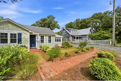 609 Clarendon Avenue, Southport, NC 28461 - Photo 5