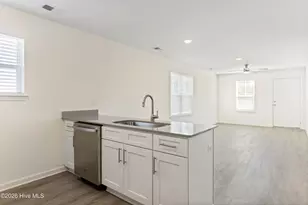 718 Taylor St, Wilmington, NC 28401 - Photo 7