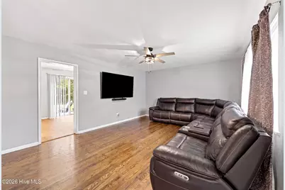 1700 Crescent Drive, Elizabeth City, NC 27909 - Photo 3