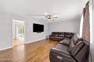 1700 Crescent Dr, Elizabeth City, NC 27909 - Photo 3