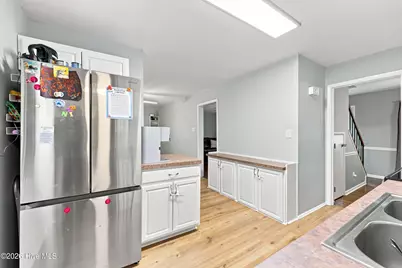 1700 Crescent Drive, Elizabeth City, NC 27909 - Photo 5
