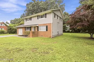 1700 Crescent Dr, Elizabeth City, NC 27909 - Photo 47