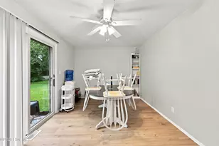 1700 Crescent Dr, Elizabeth City, NC 27909 - Photo 11