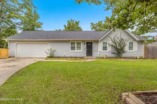 209 Rawls Ct, Jacksonville, NC 28540 - Photo 3